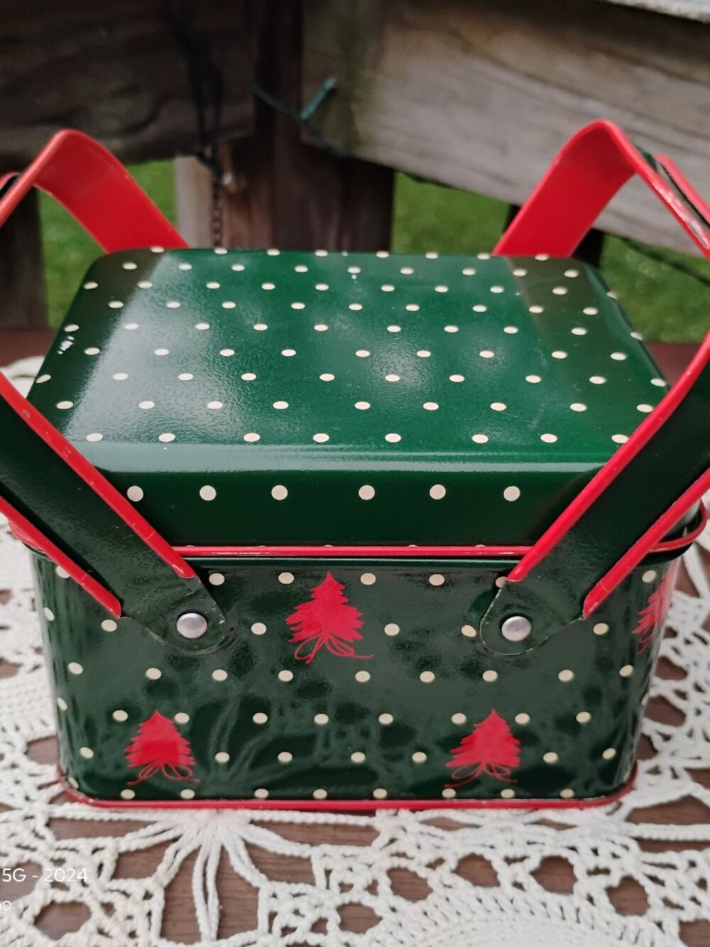 vintage Christmas tin lunch pail style 2 handles bright green circa 1980s 90s